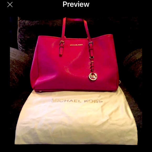 Michael Kors purse - Picture 1 of 8